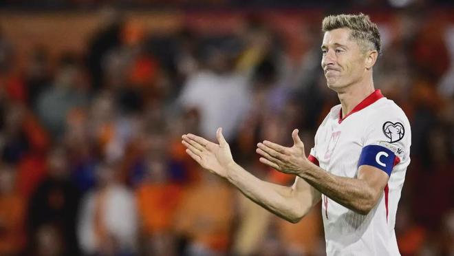 包含PSG横扫切尔西,莱万送出关键助攻焦点之战四强赛,留下经典瞬间的词条 包含PSG横扫切尔西,莱万送出关键助攻焦点之战四强赛,留下经典瞬间的词条