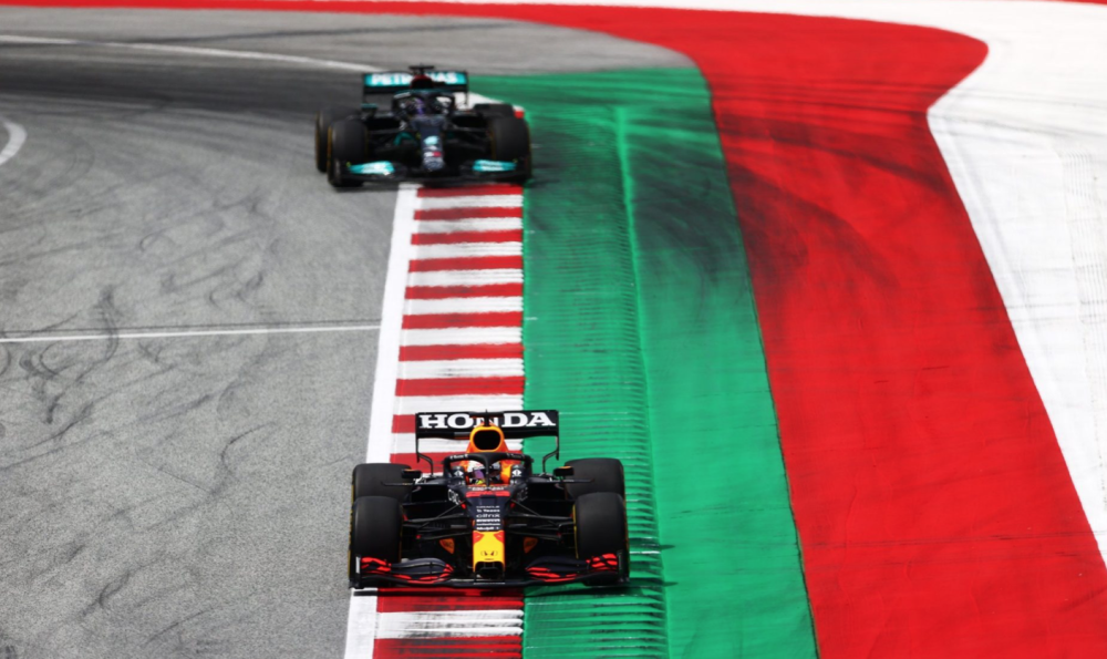 迈凯伦完胜梅赛德斯,塞恩斯状态火热的简单介绍 迈凯伦完胜梅赛德斯,塞恩斯状态火热的简单介绍